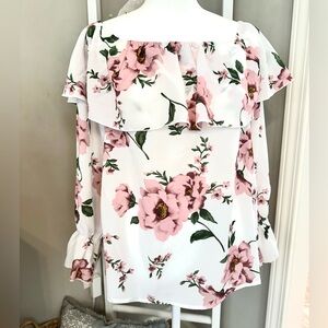 ☀️BNWOT Floral Print Frill Trim Off Shoulder Lantern Sleeve Blouse!
